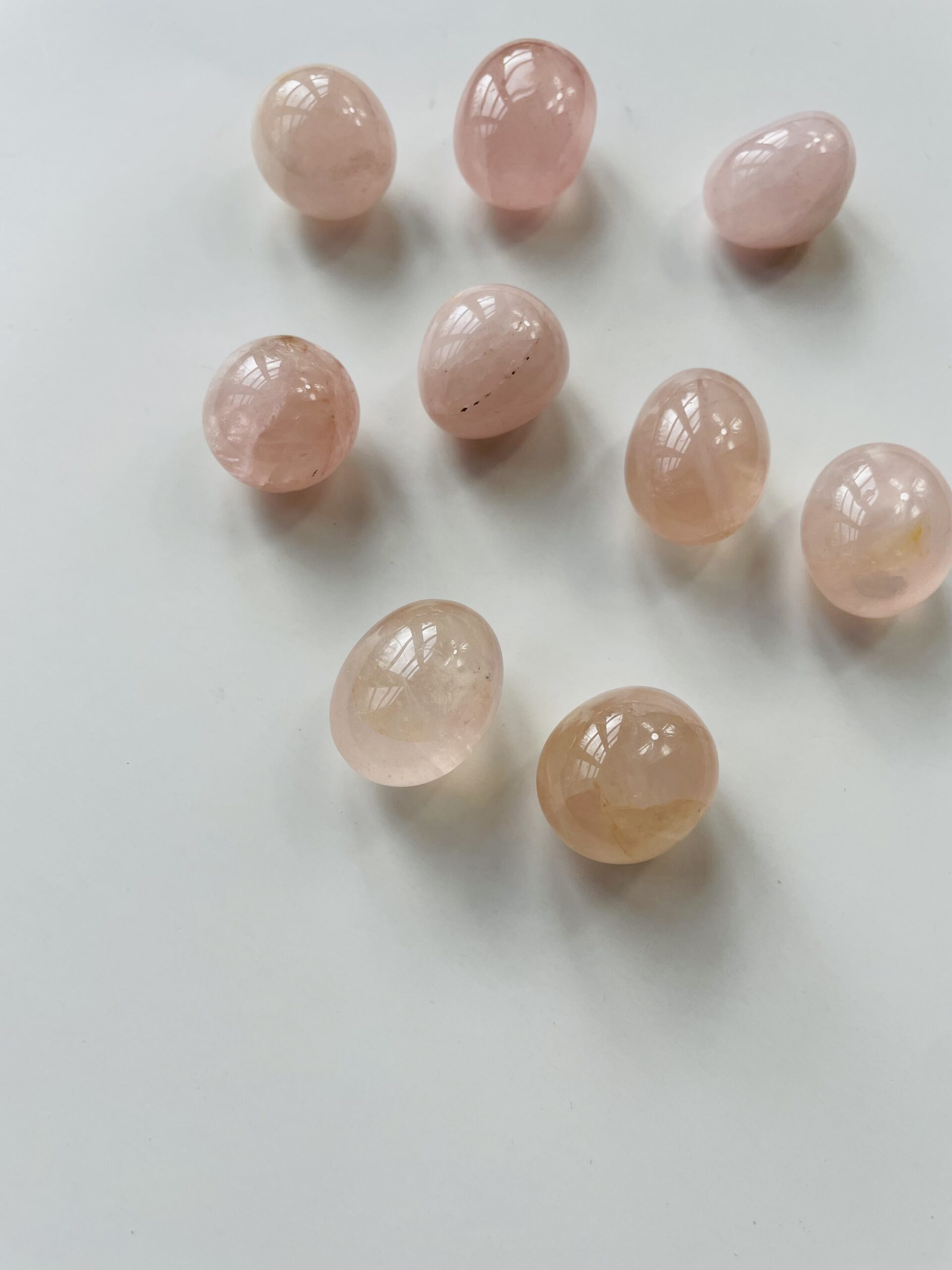 Rosenkvarts lommesten – kærlighedens krystal for selvomsorg og hjerteenergi | Soul Crystal