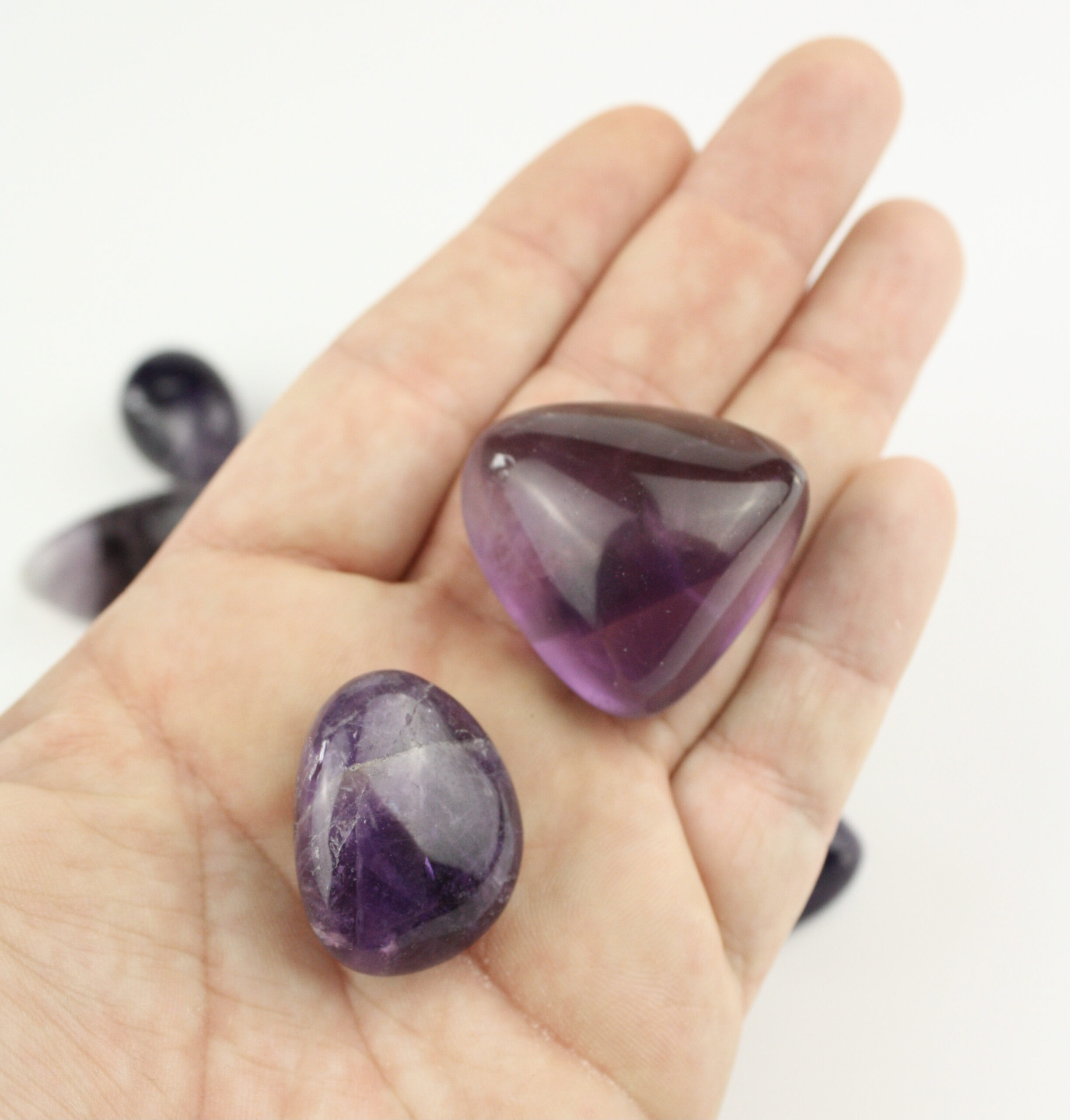 Ametyst lommesten – styrker intuition, indre ro og spirituel balance