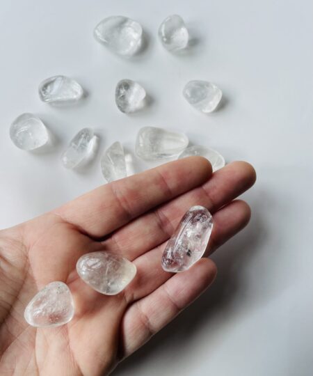 Bjergkrystal lommesten – klarhedssten med høj vibration og forstærkende energi | Soul Crystal
