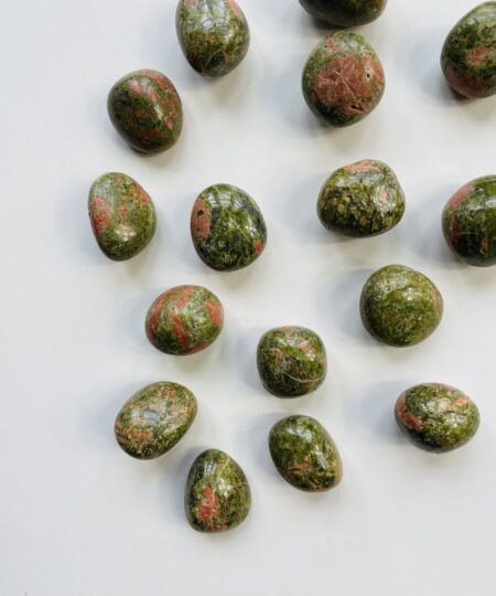 Unakit lommesten – krystal for healing, selvindsigt og følelsesmæssig balance | Soul Crystal