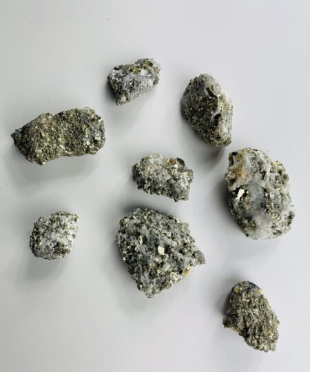 Pyrit med kvarts – kraftfuld kombination af beskyttelse og klarhed, ideel til manifestation og energiarbejde | Soul Crystal