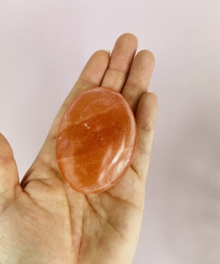 orange-selenit-palmstone-krystal-healing.jpg