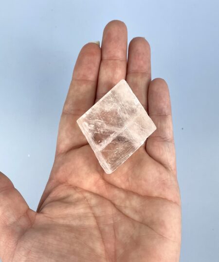 Optisk calcit rå – naturlig transparent calcit krystal